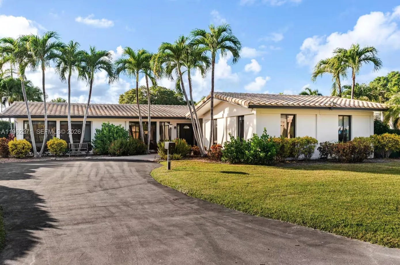 636 Hibiscus Dr 0, Hallandale Beach, Florida 33009, Hallandale Beach, Florida 33009, 3 Bedrooms Bedrooms, ,3 BathroomsBathrooms,Residential Lease,For Rent,636 Hibiscus Dr 0, Hallandale Beach, Florida 33009,A11962271