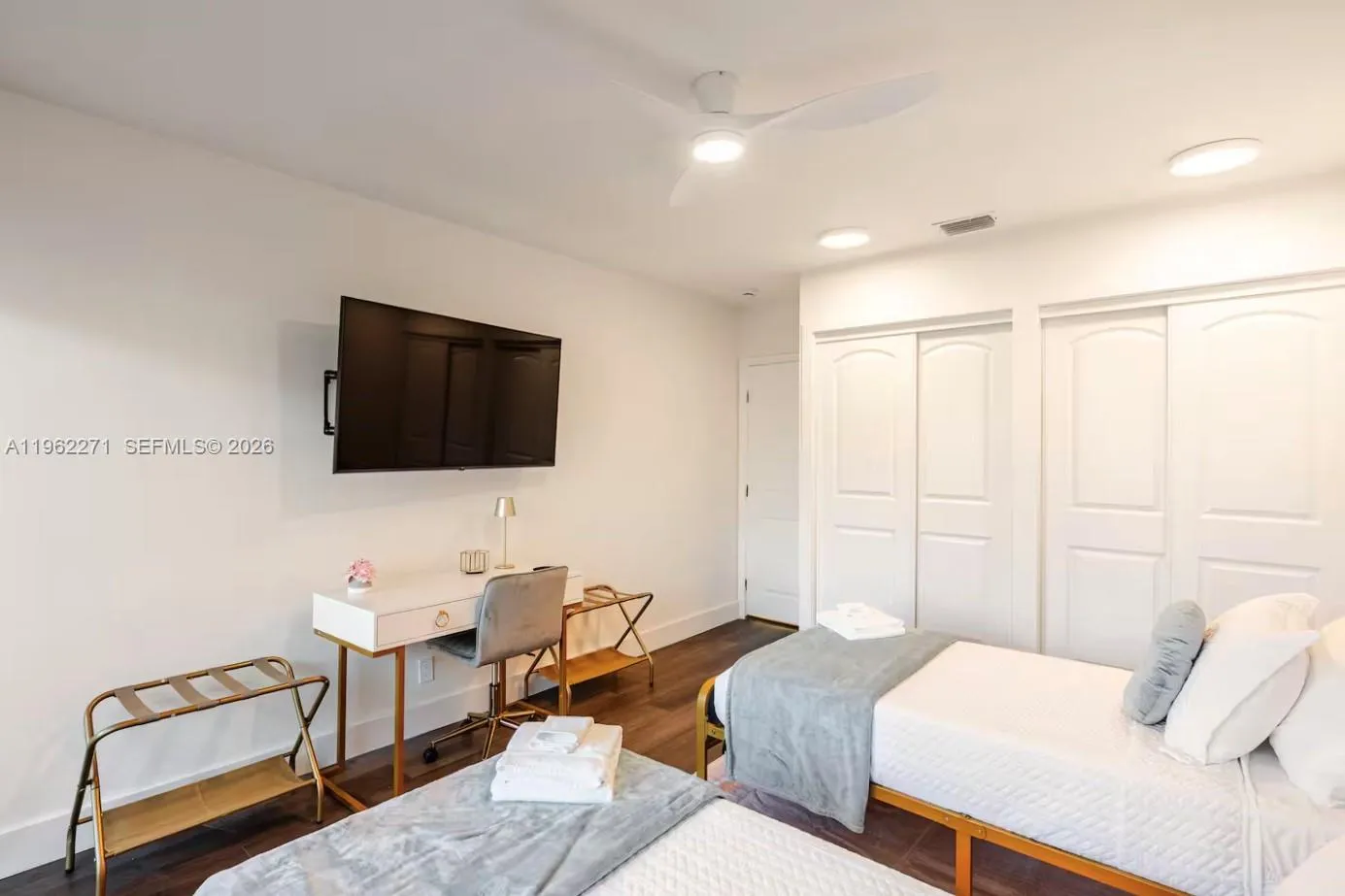 636 Hibiscus Dr 0, Hallandale Beach, Florida 33009, Hallandale Beach, Florida 33009, 3 Bedrooms Bedrooms, ,3 BathroomsBathrooms,Residential Lease,For Rent,636 Hibiscus Dr 0, Hallandale Beach, Florida 33009,A11962271