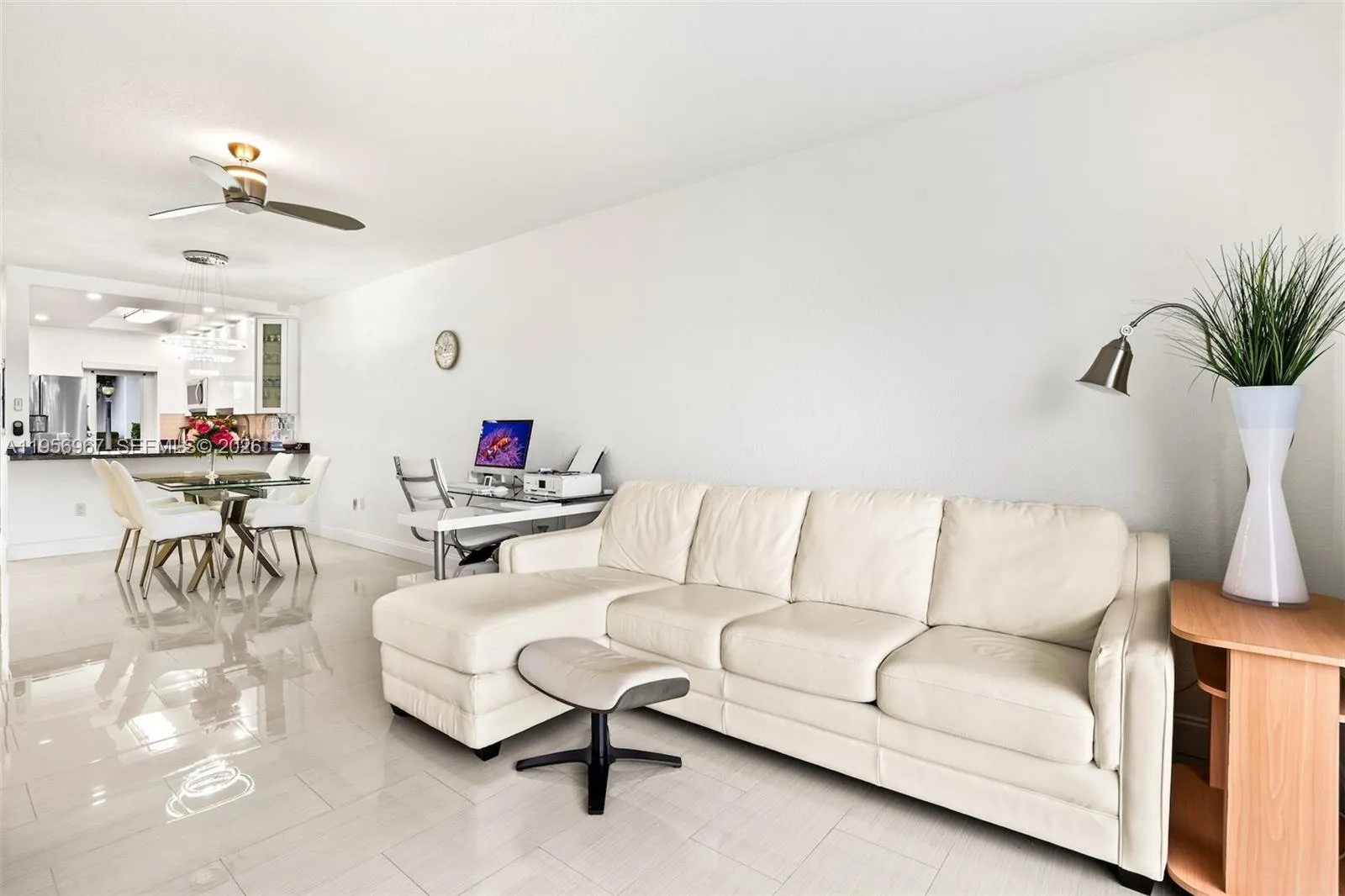 2500 Diana Dr 104, Hallandale Beach, Florida 33009, Hallandale Beach, Florida 33009, 1 Bedroom Bedrooms, ,1 BathroomBathrooms,Residential,For Sale,2500 Diana Dr 104, Hallandale Beach, Florida 33009,A11956967