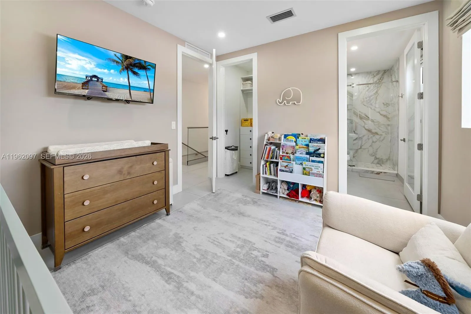 325 Sw 16th St A, Fort Lauderdale, Florida 33315, Fort Lauderdale, Florida 33315, 4 Bedrooms Bedrooms, ,4 BathroomsBathrooms,Residential,For Sale,325 Sw 16th St A, Fort Lauderdale, Florida 33315,A11962097