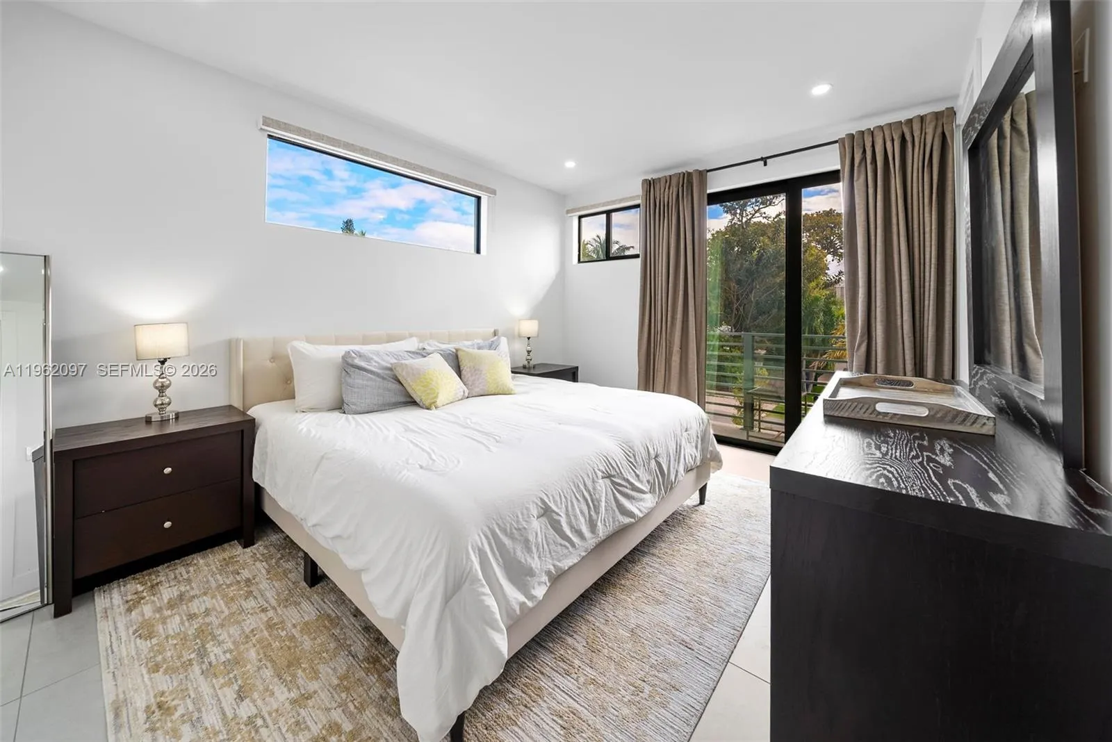 325 Sw 16th St A, Fort Lauderdale, Florida 33315, Fort Lauderdale, Florida 33315, 4 Bedrooms Bedrooms, ,4 BathroomsBathrooms,Residential,For Sale,325 Sw 16th St A, Fort Lauderdale, Florida 33315,A11962097