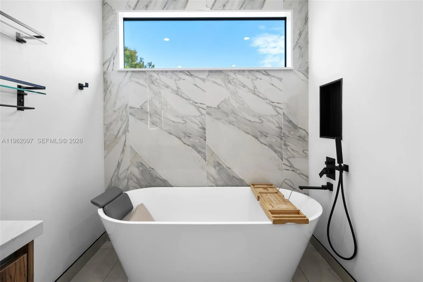 325 Sw 16th St A, Fort Lauderdale, Florida 33315, Fort Lauderdale, Florida 33315, 4 Bedrooms Bedrooms, ,4 BathroomsBathrooms,Residential,For Sale,325 Sw 16th St A, Fort Lauderdale, Florida 33315,A11962097