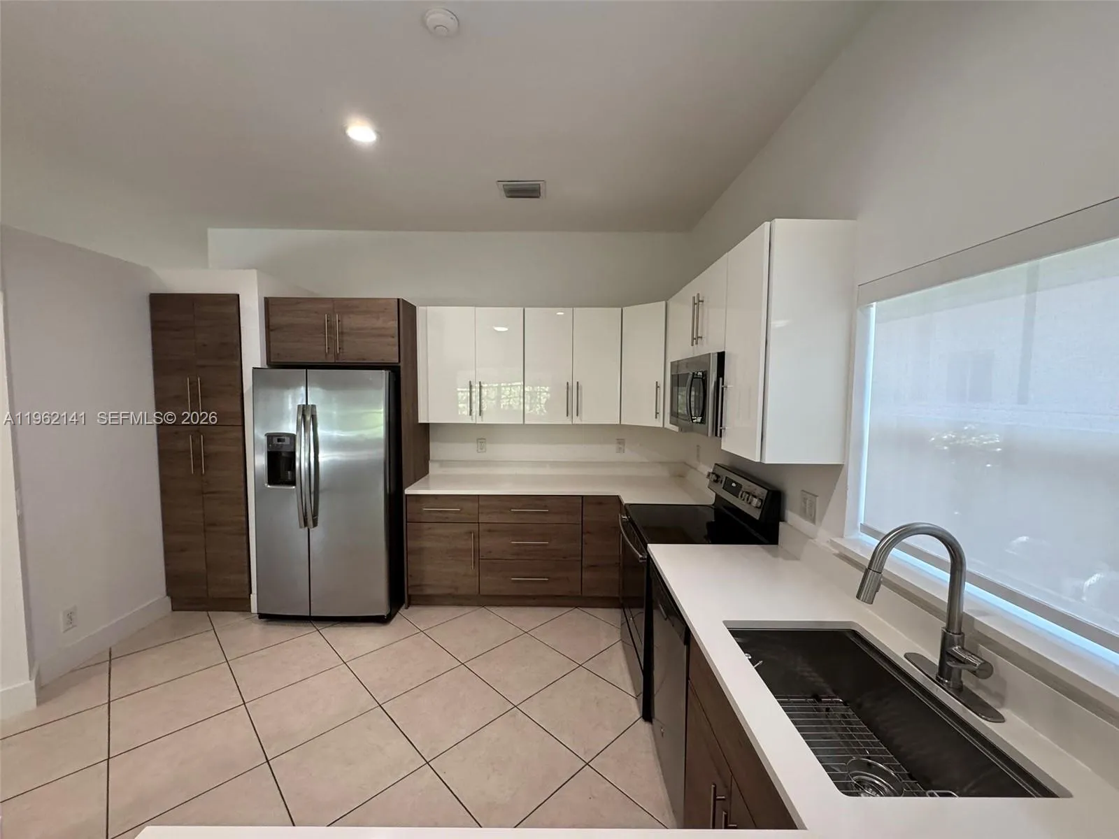 4273 Fox Ridge Dr, Weston, Florida 33331, Weston, Florida 33331, 4 Bedrooms Bedrooms, ,2 BathroomsBathrooms,Residential Lease,For Rent,4273 Fox Ridge Dr, Weston, Florida 33331,A11962141