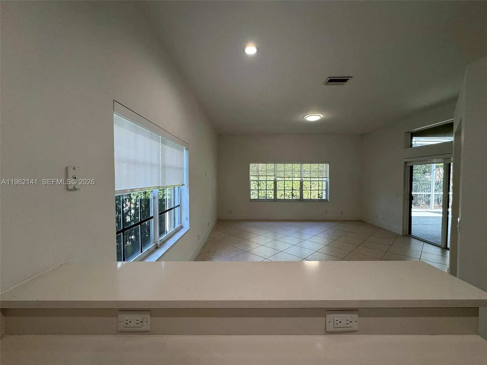 4273 Fox Ridge Dr, Weston, Florida 33331, Weston, Florida 33331, 4 Bedrooms Bedrooms, ,2 BathroomsBathrooms,Residential Lease,For Rent,4273 Fox Ridge Dr, Weston, Florida 33331,A11962141