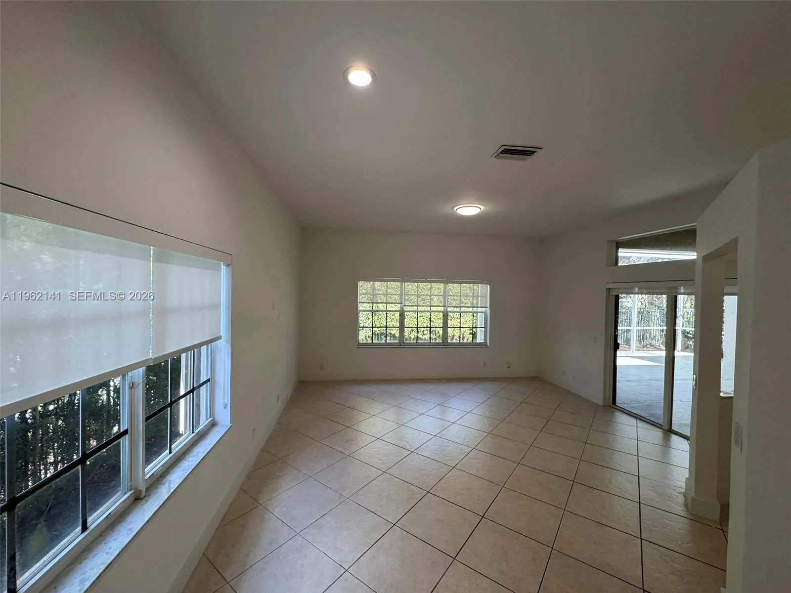 4273 Fox Ridge Dr, Weston, Florida 33331, Weston, Florida 33331, 4 Bedrooms Bedrooms, ,2 BathroomsBathrooms,Residential Lease,For Rent,4273 Fox Ridge Dr, Weston, Florida 33331,A11962141