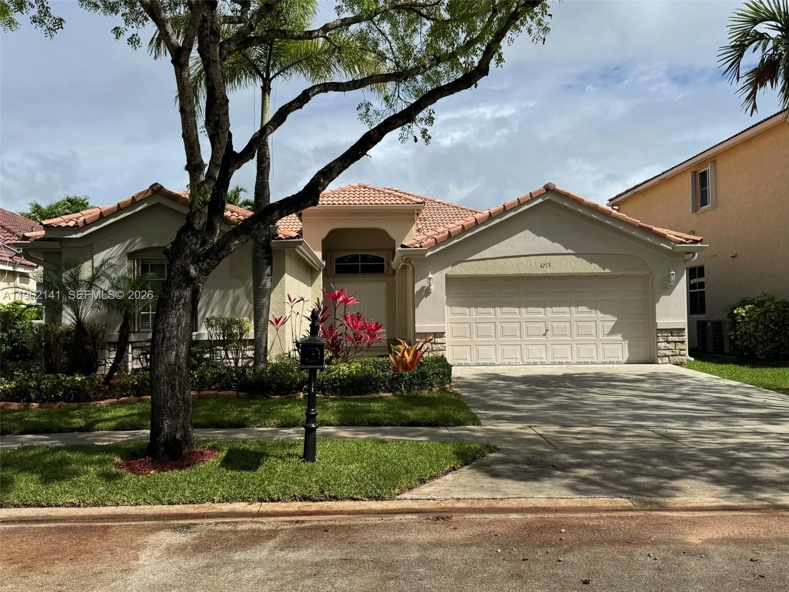 4273 Fox Ridge Dr, Weston, Florida 33331, Weston, Florida 33331, 4 Bedrooms Bedrooms, ,2 BathroomsBathrooms,Residential Lease,For Rent,4273 Fox Ridge Dr, Weston, Florida 33331,A11962141