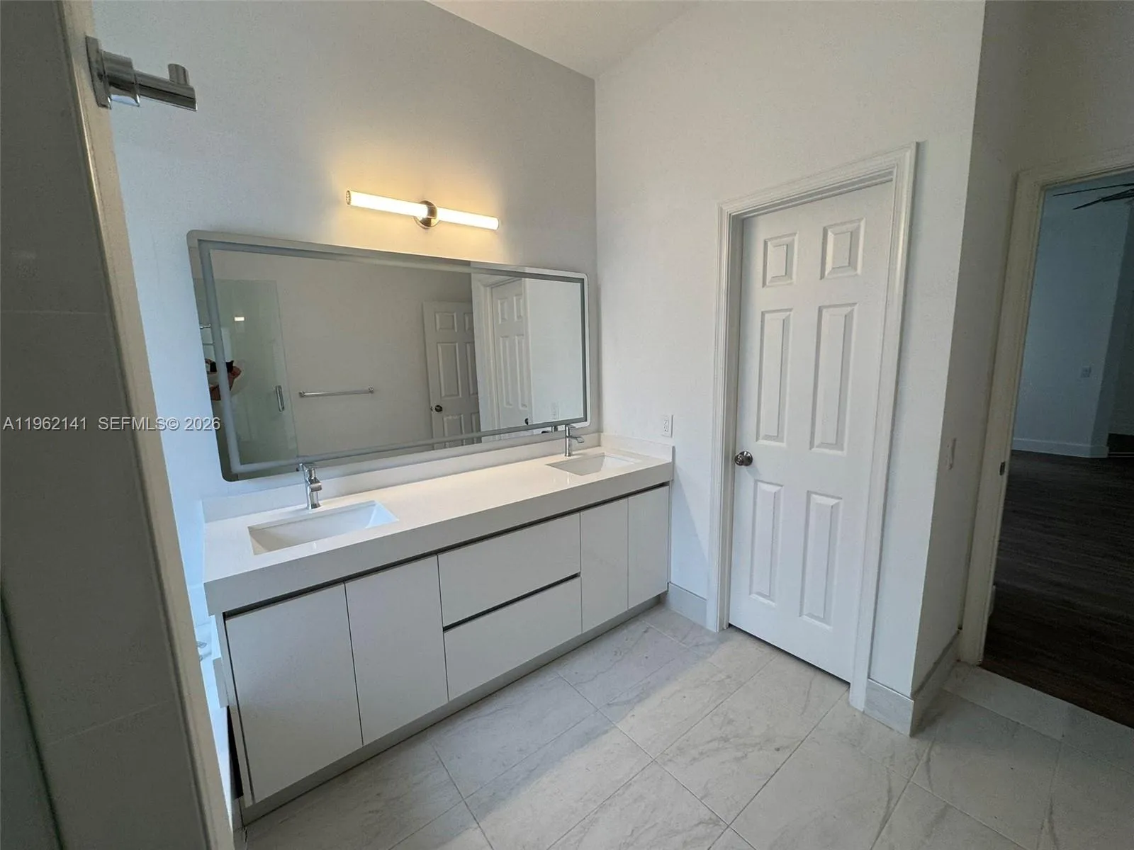 4273 Fox Ridge Dr, Weston, Florida 33331, Weston, Florida 33331, 4 Bedrooms Bedrooms, ,2 BathroomsBathrooms,Residential Lease,For Rent,4273 Fox Ridge Dr, Weston, Florida 33331,A11962141