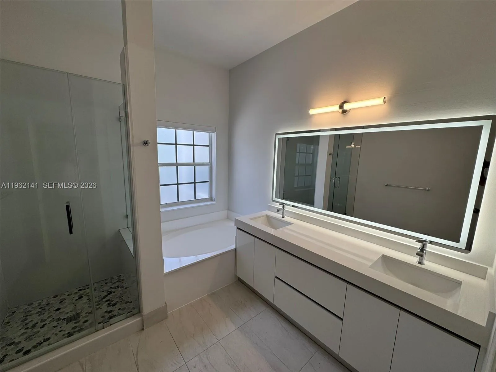 4273 Fox Ridge Dr, Weston, Florida 33331, Weston, Florida 33331, 4 Bedrooms Bedrooms, ,2 BathroomsBathrooms,Residential Lease,For Rent,4273 Fox Ridge Dr, Weston, Florida 33331,A11962141