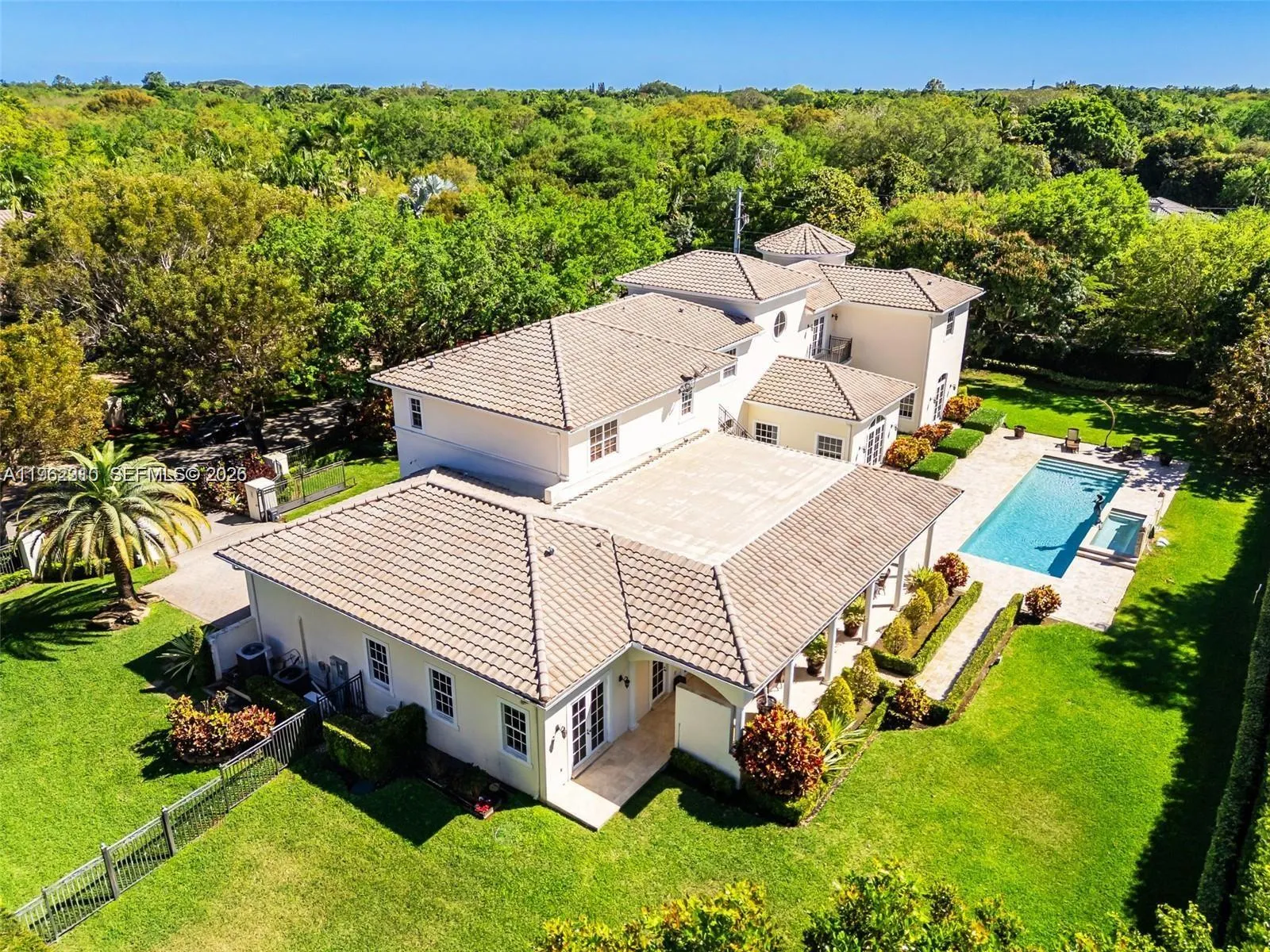 9076 Sw 59th Ct, Pinecrest, Florida 33156, Pinecrest, Florida 33156, 8 Bedrooms Bedrooms, ,8 BathroomsBathrooms,Residential,For Sale,9076 Sw 59th Ct, Pinecrest, Florida 33156,A11962310