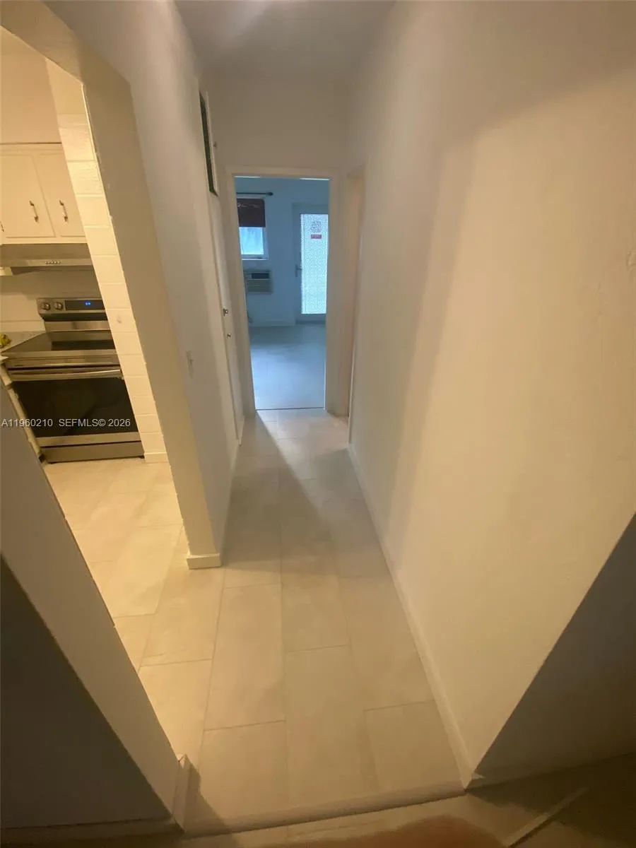 600 Layne 216, Hallandale Beach, Florida 33009, Hallandale Beach, Florida 33009, 1 Bedroom Bedrooms, 2 Rooms Rooms,1 BathroomBathrooms,Residential,For Sale,600 Layne 216, Hallandale Beach, Florida 33009,A11960210