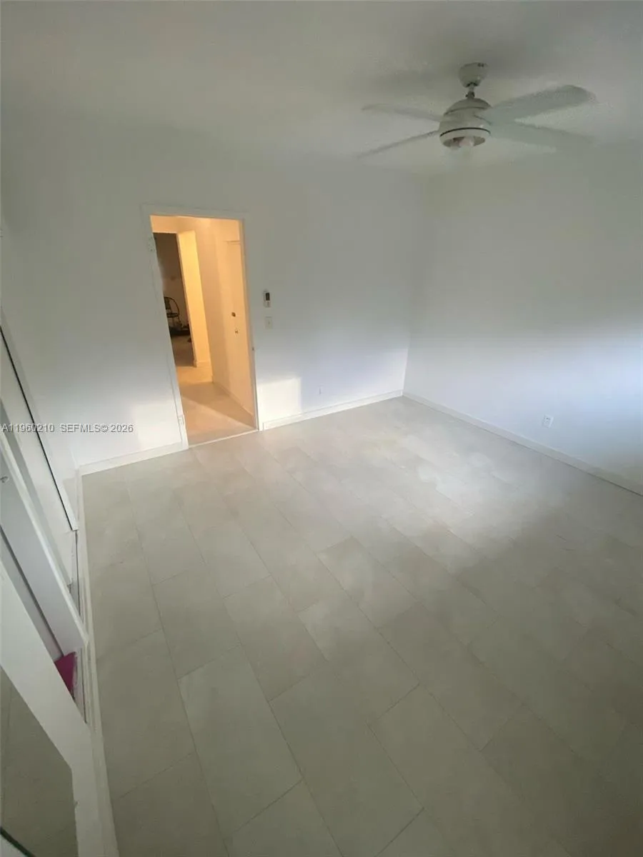 600 Layne 216, Hallandale Beach, Florida 33009, Hallandale Beach, Florida 33009, 1 Bedroom Bedrooms, 2 Rooms Rooms,1 BathroomBathrooms,Residential,For Sale,600 Layne 216, Hallandale Beach, Florida 33009,A11960210
