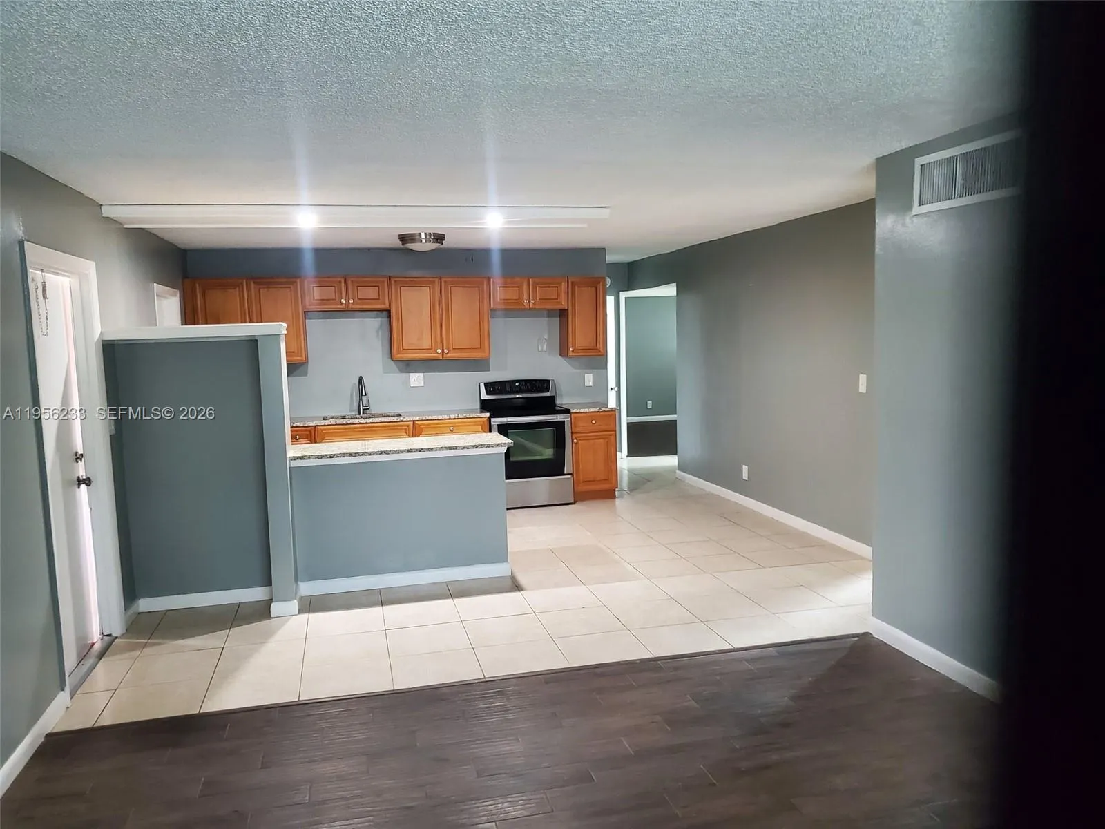 7430 Sw 10th St 101d, North Lauderdale, Florida 33, North Lauderdale, Florida 33068, 3 Bedrooms Bedrooms, ,2 BathroomsBathrooms,Residential,For Sale,7430 Sw 10th St 101d, North Lauderdale, Florida 33,A11956233