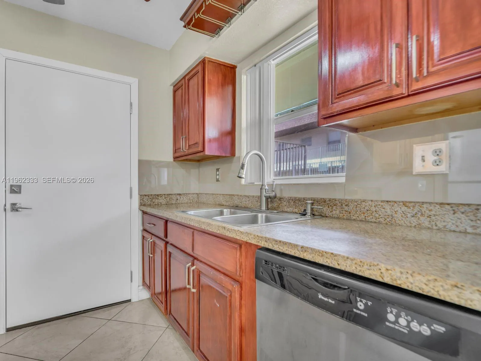 8601 Sw 94th St 104w, Miami, Florida 33156, Miami, Florida 33156, 3 Bedrooms Bedrooms, ,2 BathroomsBathrooms,Residential,For Sale,8601 Sw 94th St 104w, Miami, Florida 33156,A11962333