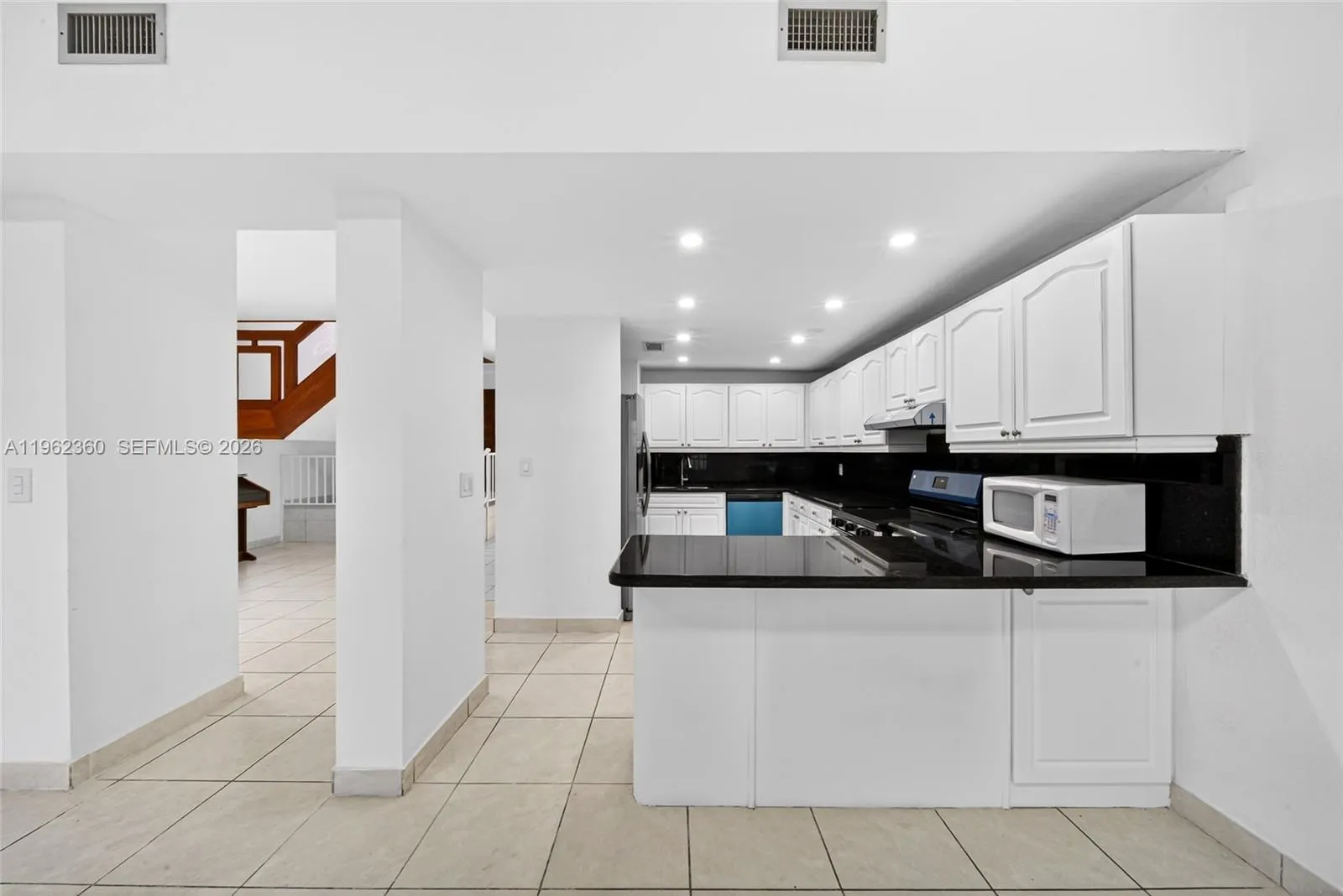 1285 W 42nd Pl, Hialeah, Florida 33012, Hialeah, Florida 33012, 4 Bedrooms Bedrooms, ,3 BathroomsBathrooms,Residential,For Sale,1285 W 42nd Pl, Hialeah, Florida 33012,A11962360
