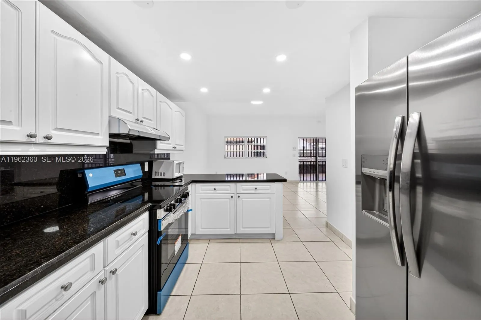 1285 W 42nd Pl, Hialeah, Florida 33012, Hialeah, Florida 33012, 4 Bedrooms Bedrooms, ,3 BathroomsBathrooms,Residential,For Sale,1285 W 42nd Pl, Hialeah, Florida 33012,A11962360