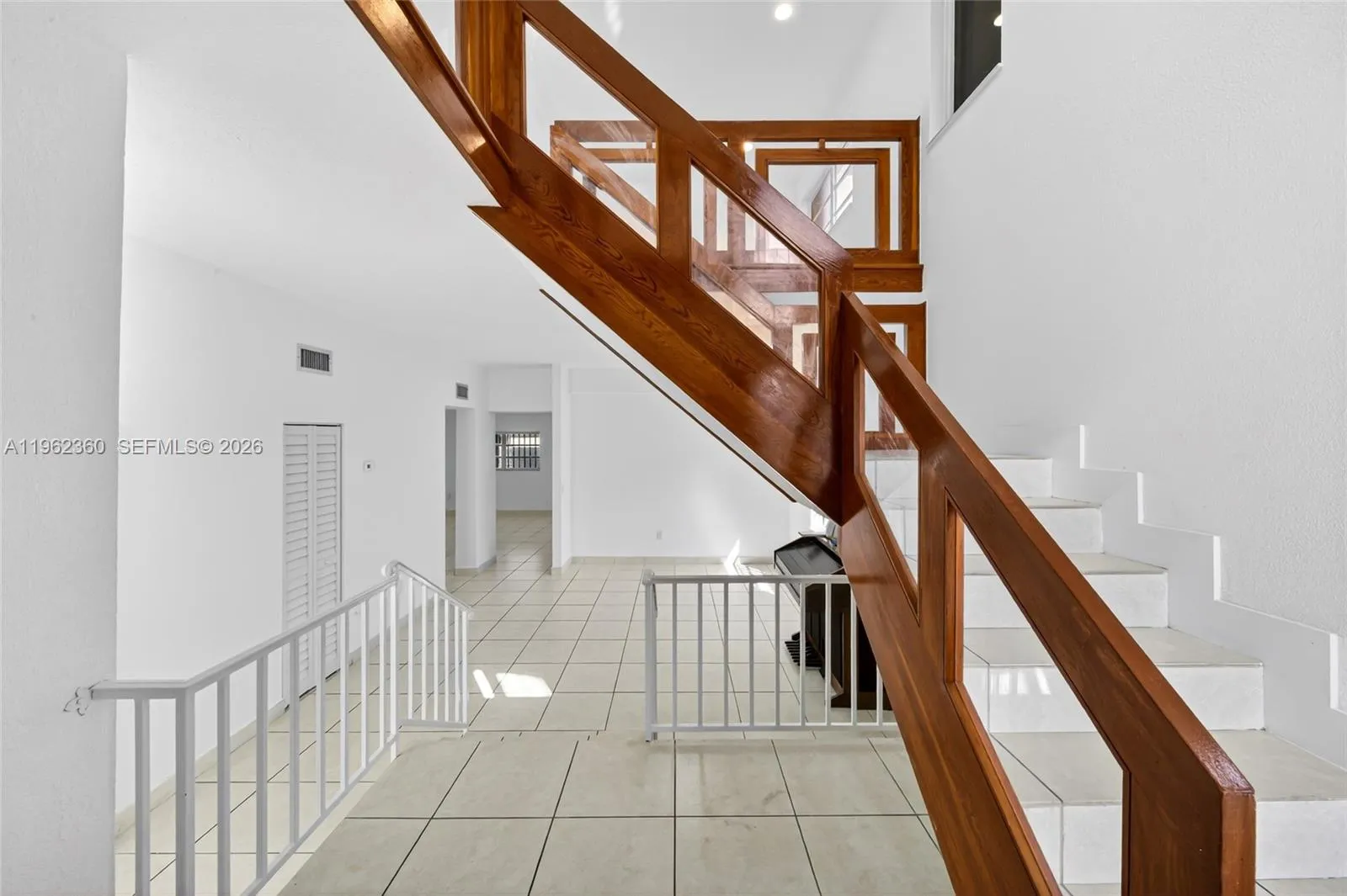 1285 W 42nd Pl, Hialeah, Florida 33012, Hialeah, Florida 33012, 4 Bedrooms Bedrooms, ,3 BathroomsBathrooms,Residential,For Sale,1285 W 42nd Pl, Hialeah, Florida 33012,A11962360