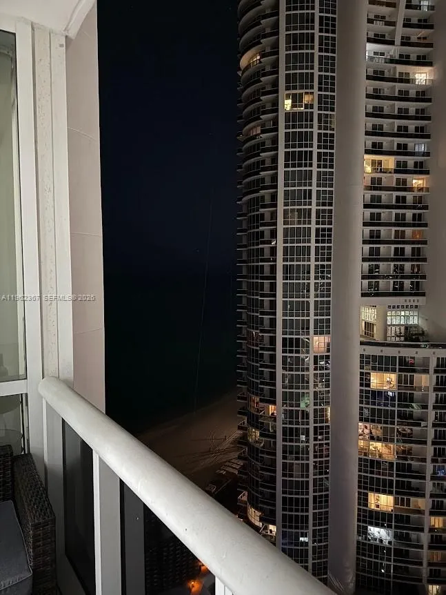 18201 Collins Ave 3407, Sunny Isles Beach, Florida, Sunny Isles Beach, Florida 33160, 2 Bedrooms Bedrooms, ,3 BathroomsBathrooms,Residential,For Sale,18201 Collins Ave 3407, Sunny Isles Beach, Florida,A11962367