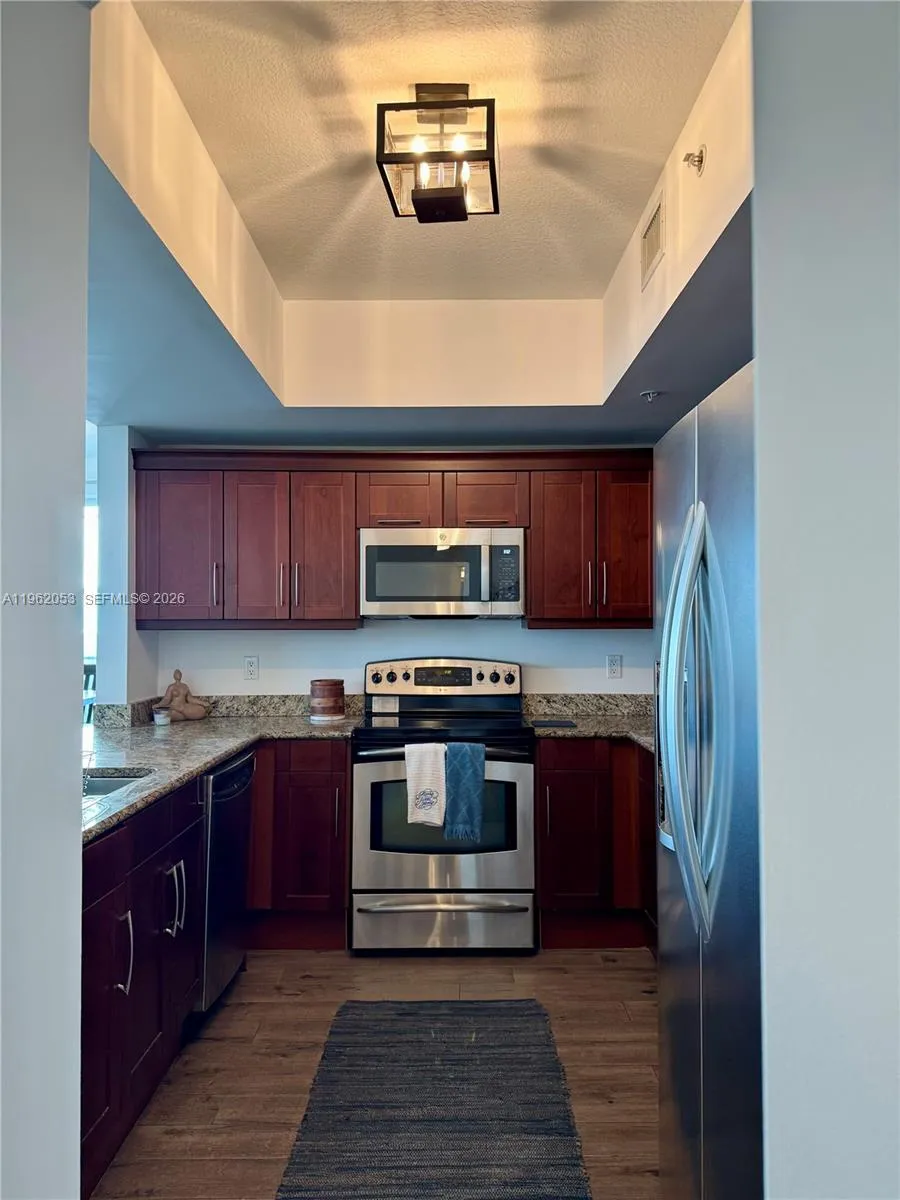 7275 Sw 90th Way 301, Miami, Florida 33156, Miami, Florida 33156, 3 Bedrooms Bedrooms, ,3 BathroomsBathrooms,Residential Lease,For Rent,7275 Sw 90th Way 301, Miami, Florida 33156,A11962053