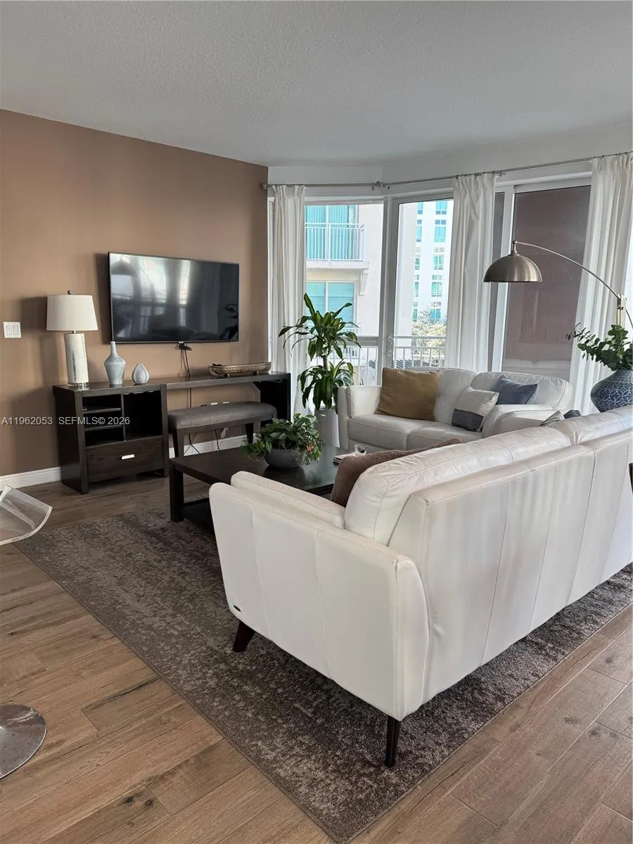 7275 Sw 90th Way 301, Miami, Florida 33156, Miami, Florida 33156, 3 Bedrooms Bedrooms, ,3 BathroomsBathrooms,Residential Lease,For Rent,7275 Sw 90th Way 301, Miami, Florida 33156,A11962053