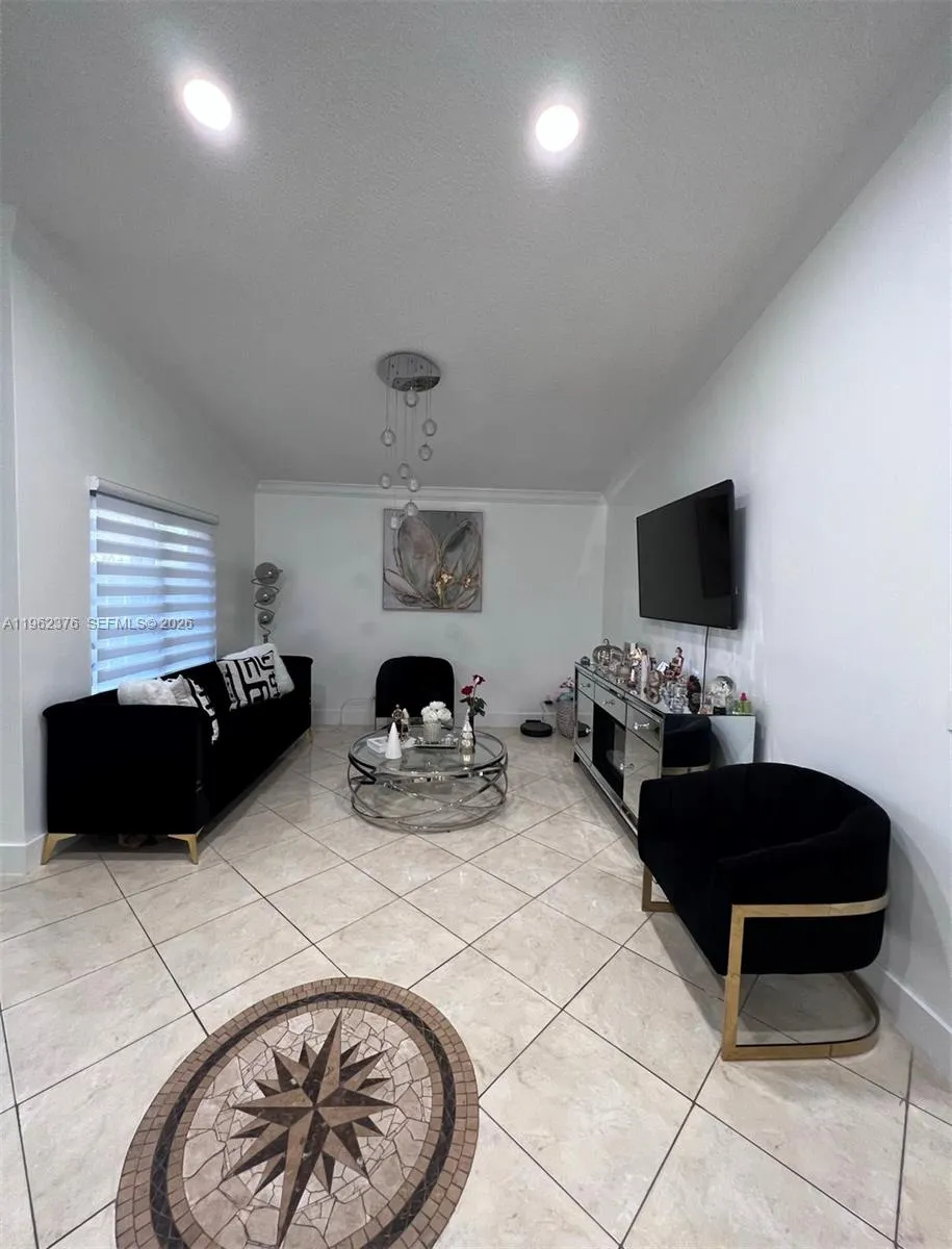6012 Nw 172nd Terr Cir, Hialeah, Florida 33015, Hialeah, Florida 33015, 3 Bedrooms Bedrooms, ,2 BathroomsBathrooms,Residential,For Sale,6012 Nw 172nd Terr Cir, Hialeah, Florida 33015,A11962376