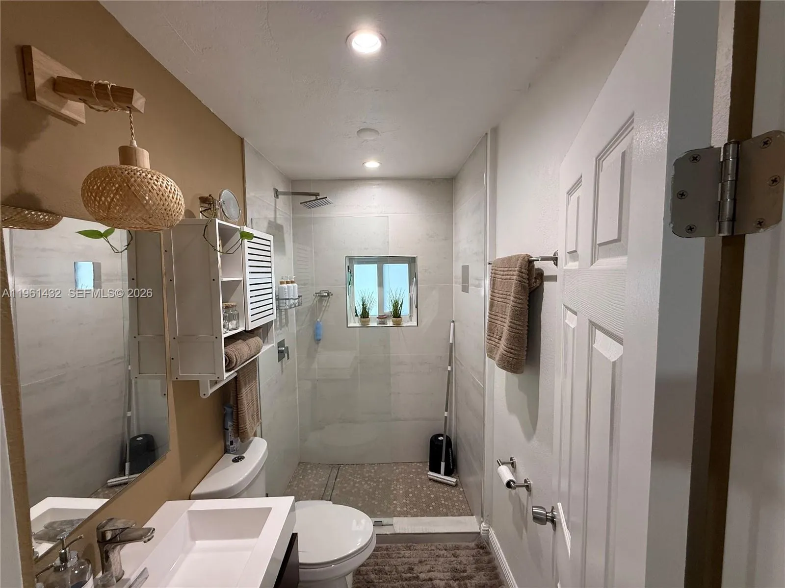 299 Ne 46th St, Deerfield Beach, Florida 33064, Deerfield Beach, Florida 33064, 3 Bedrooms Bedrooms, ,2 BathroomsBathrooms,Residential,For Sale,299 Ne 46th St, Deerfield Beach, Florida 33064,A11961432