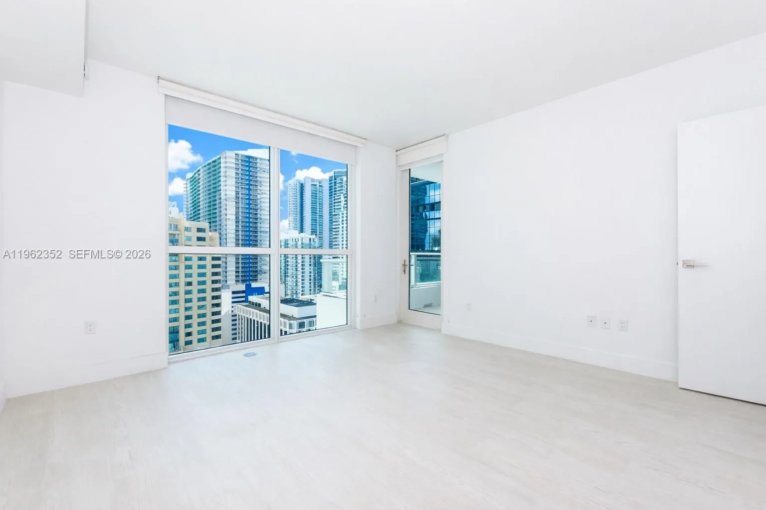 1080 Brickell Ave 1706, Miami, Florida 33131, Miami, Florida 33131, 1 Bedroom Bedrooms, ,1 BathroomBathrooms,Residential,For Sale,1080 Brickell Ave 1706, Miami, Florida 33131,A11962352