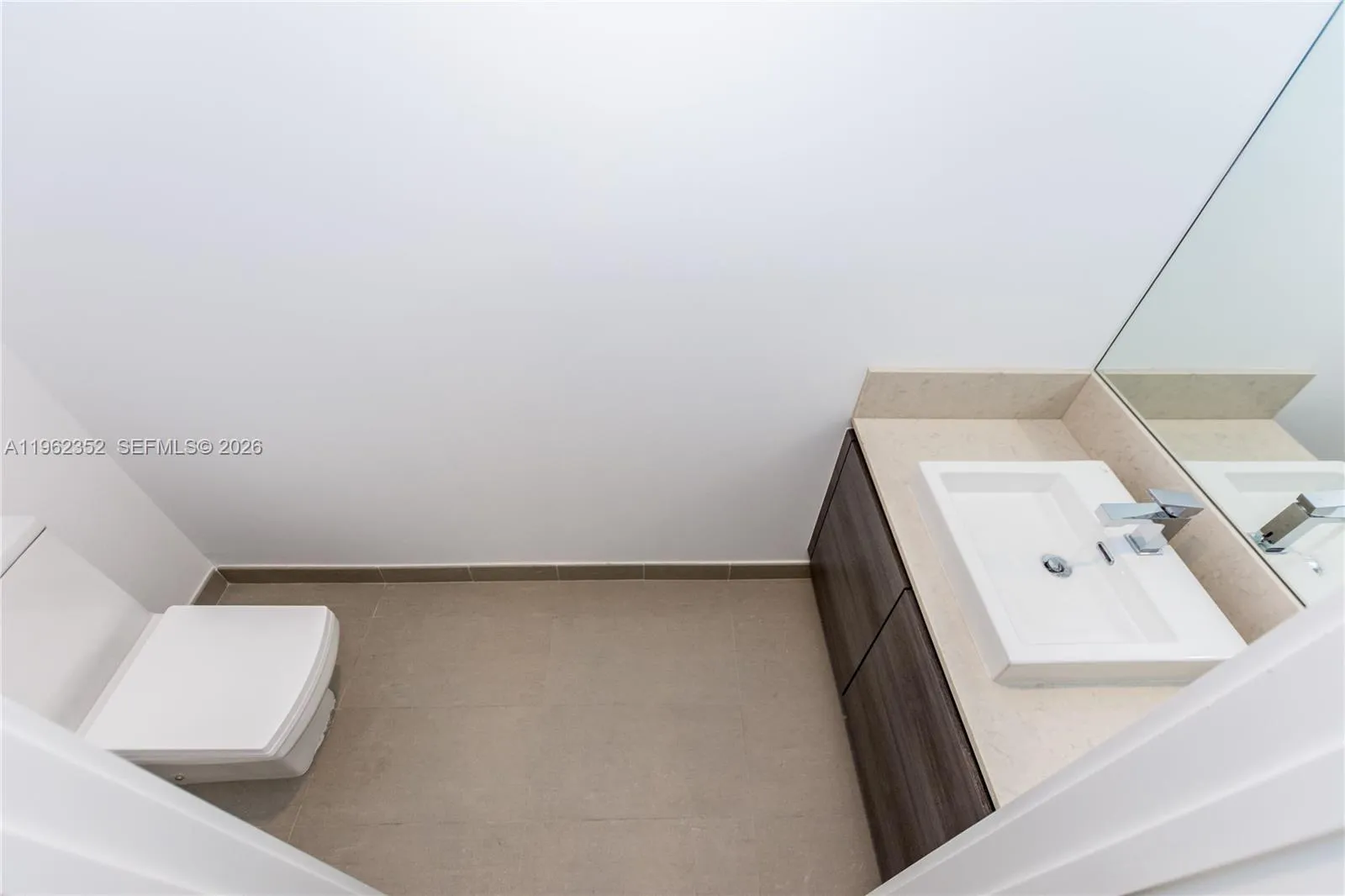 1080 Brickell Ave 1706, Miami, Florida 33131, Miami, Florida 33131, 1 Bedroom Bedrooms, ,1 BathroomBathrooms,Residential,For Sale,1080 Brickell Ave 1706, Miami, Florida 33131,A11962352