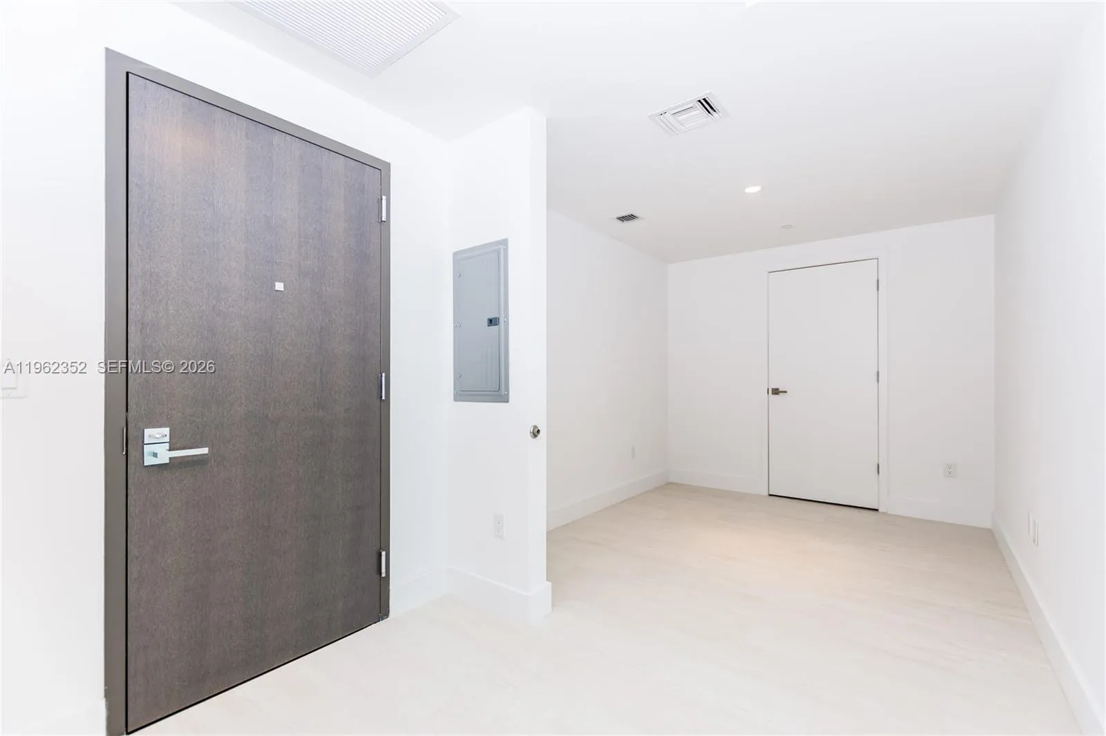 1080 Brickell Ave 1706, Miami, Florida 33131, Miami, Florida 33131, 1 Bedroom Bedrooms, ,1 BathroomBathrooms,Residential,For Sale,1080 Brickell Ave 1706, Miami, Florida 33131,A11962352