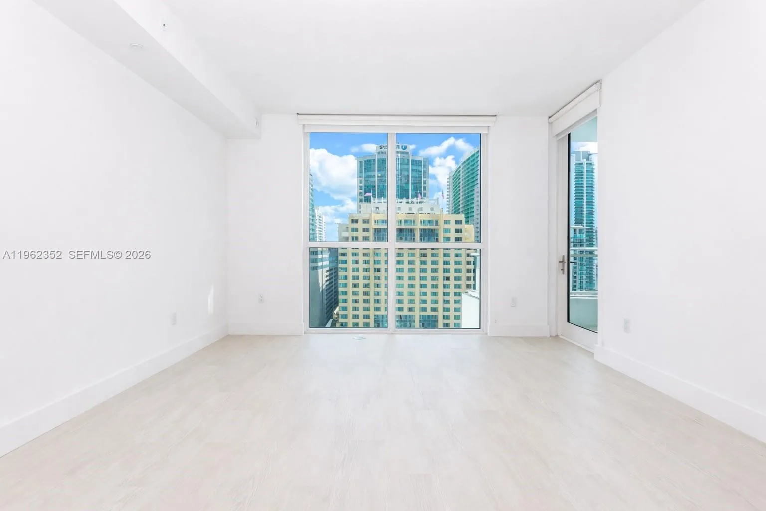 1080 Brickell Ave 1706, Miami, Florida 33131, Miami, Florida 33131, 1 Bedroom Bedrooms, ,1 BathroomBathrooms,Residential,For Sale,1080 Brickell Ave 1706, Miami, Florida 33131,A11962352