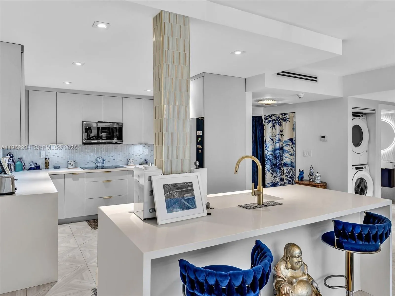 101 Crandon Blvd 479, Key Biscayne, Florida 33149, Key Biscayne, Florida 33149, 2 Bedrooms Bedrooms, ,2 BathroomsBathrooms,Residential Lease,For Rent,101 Crandon Blvd 479, Key Biscayne, Florida 33149,A11962334