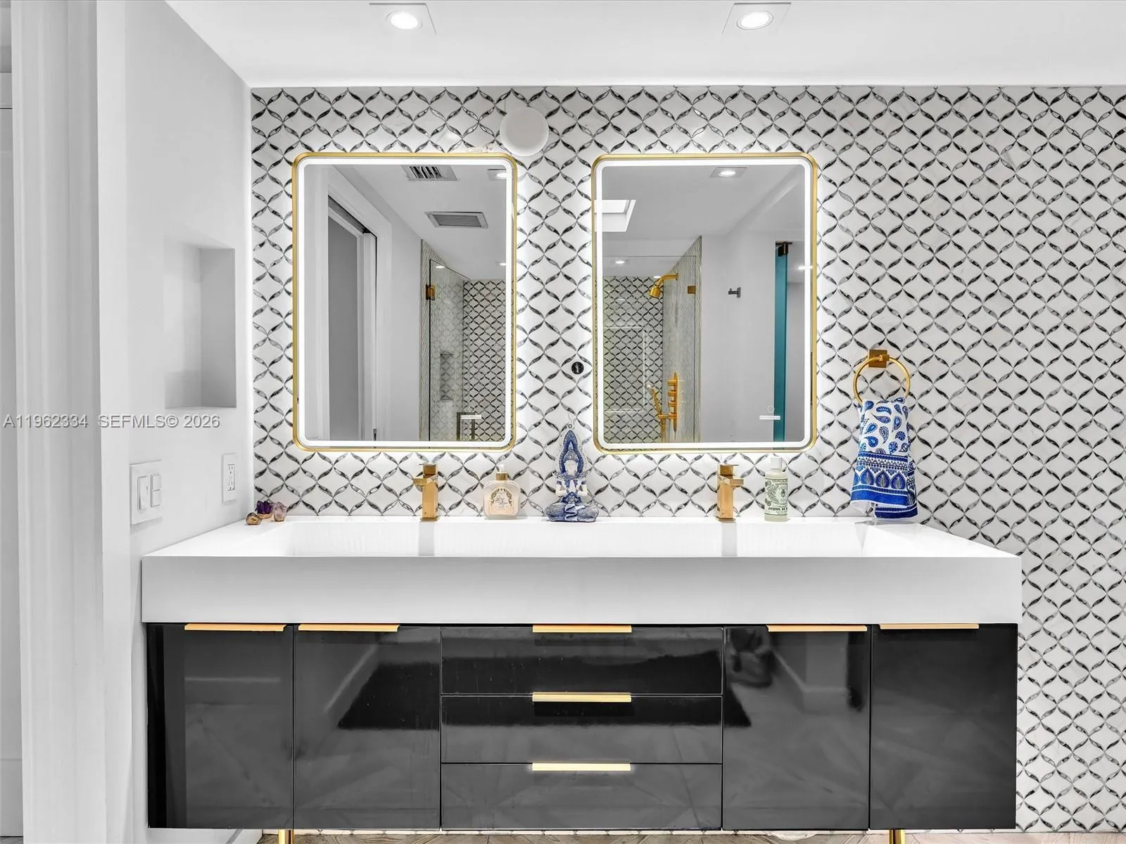 101 Crandon Blvd 479, Key Biscayne, Florida 33149, Key Biscayne, Florida 33149, 2 Bedrooms Bedrooms, ,2 BathroomsBathrooms,Residential Lease,For Rent,101 Crandon Blvd 479, Key Biscayne, Florida 33149,A11962334