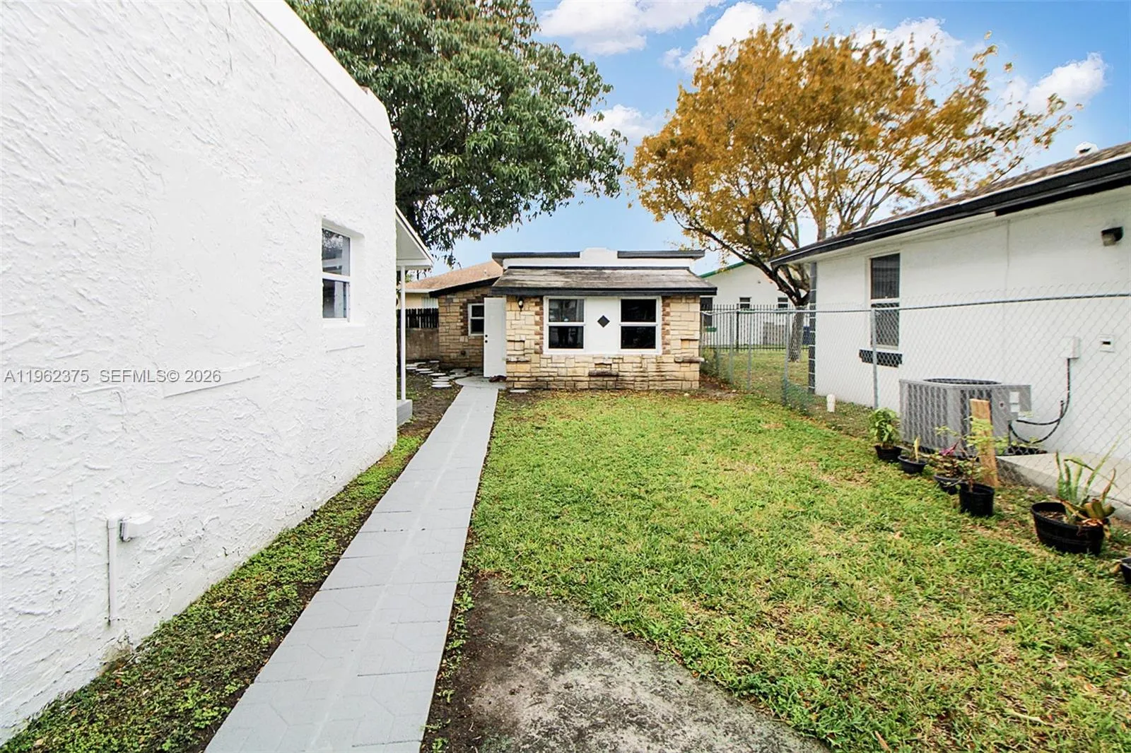 7770 Nw 9th Ave, Miami, Florida 33150, Miami, Florida 33150, ,Residential Income,For Sale,7770 Nw 9th Ave, Miami, Florida 33150,A11962375
