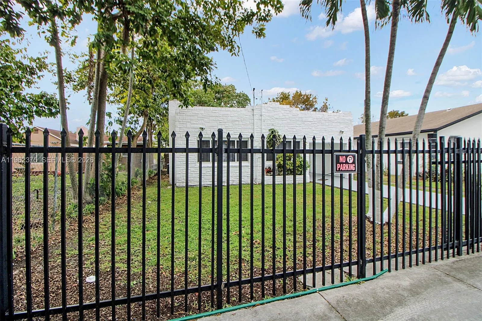 7770 Nw 9th Ave, Miami, Florida 33150, Miami, Florida 33150, ,Residential Income,For Sale,7770 Nw 9th Ave, Miami, Florida 33150,A11962375