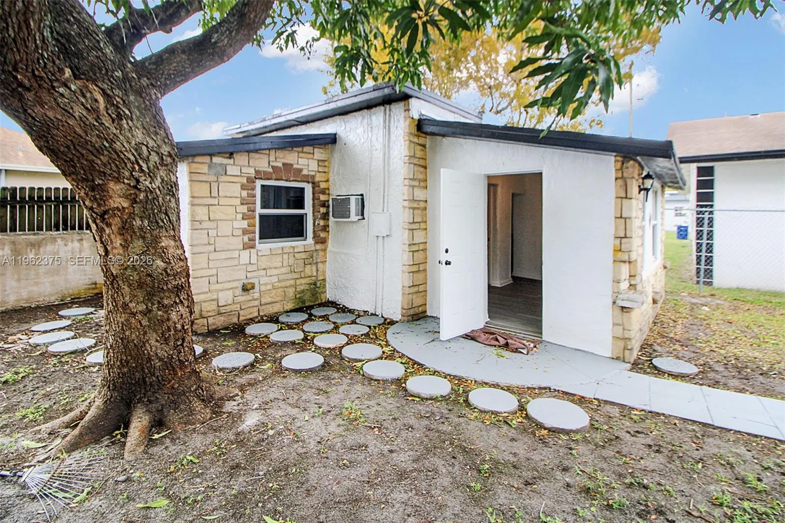 7770 Nw 9th Ave, Miami, Florida 33150, Miami, Florida 33150, ,Residential Income,For Sale,7770 Nw 9th Ave, Miami, Florida 33150,A11962375