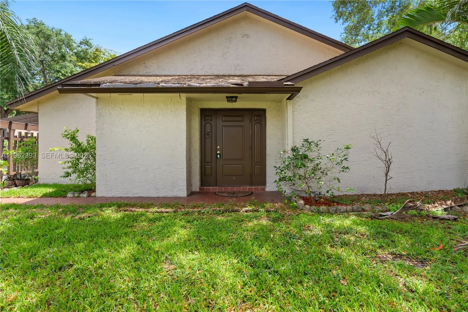 9850 Nw 15th Ct 9850, Pembroke Pines, Florida 3302, Pembroke Pines, Florida 33024, 2 Bedrooms Bedrooms, ,2 BathroomsBathrooms,Residential Lease,For Rent,9850 Nw 15th Ct 9850, Pembroke Pines, Florida 3302,A11962393
