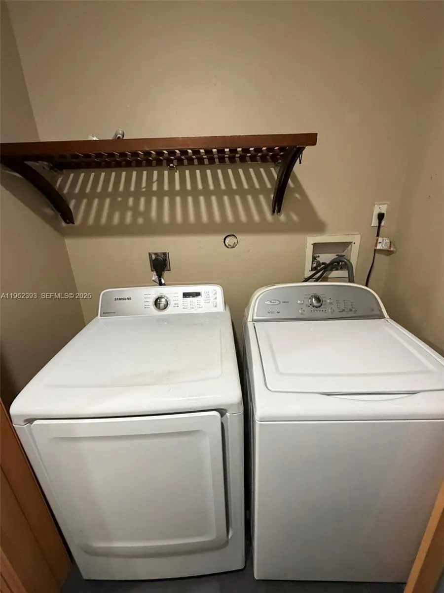 9850 Nw 15th Ct 9850, Pembroke Pines, Florida 3302, Pembroke Pines, Florida 33024, 2 Bedrooms Bedrooms, ,2 BathroomsBathrooms,Residential Lease,For Rent,9850 Nw 15th Ct 9850, Pembroke Pines, Florida 3302,A11962393