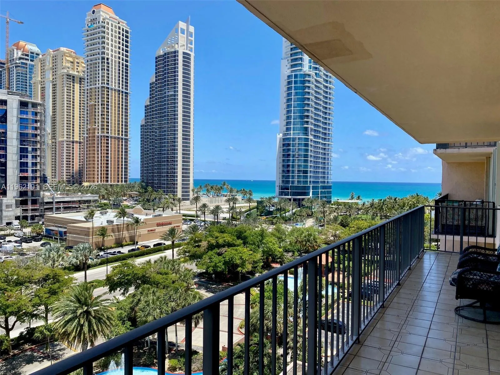 210 174th St 912, Sunny Isles Beach, Florida 33160, Sunny Isles Beach, Florida 33160, 2 Bedrooms Bedrooms, ,2 BathroomsBathrooms,Residential Lease,For Rent,210 174th St 912, Sunny Isles Beach, Florida 33160,A11962191