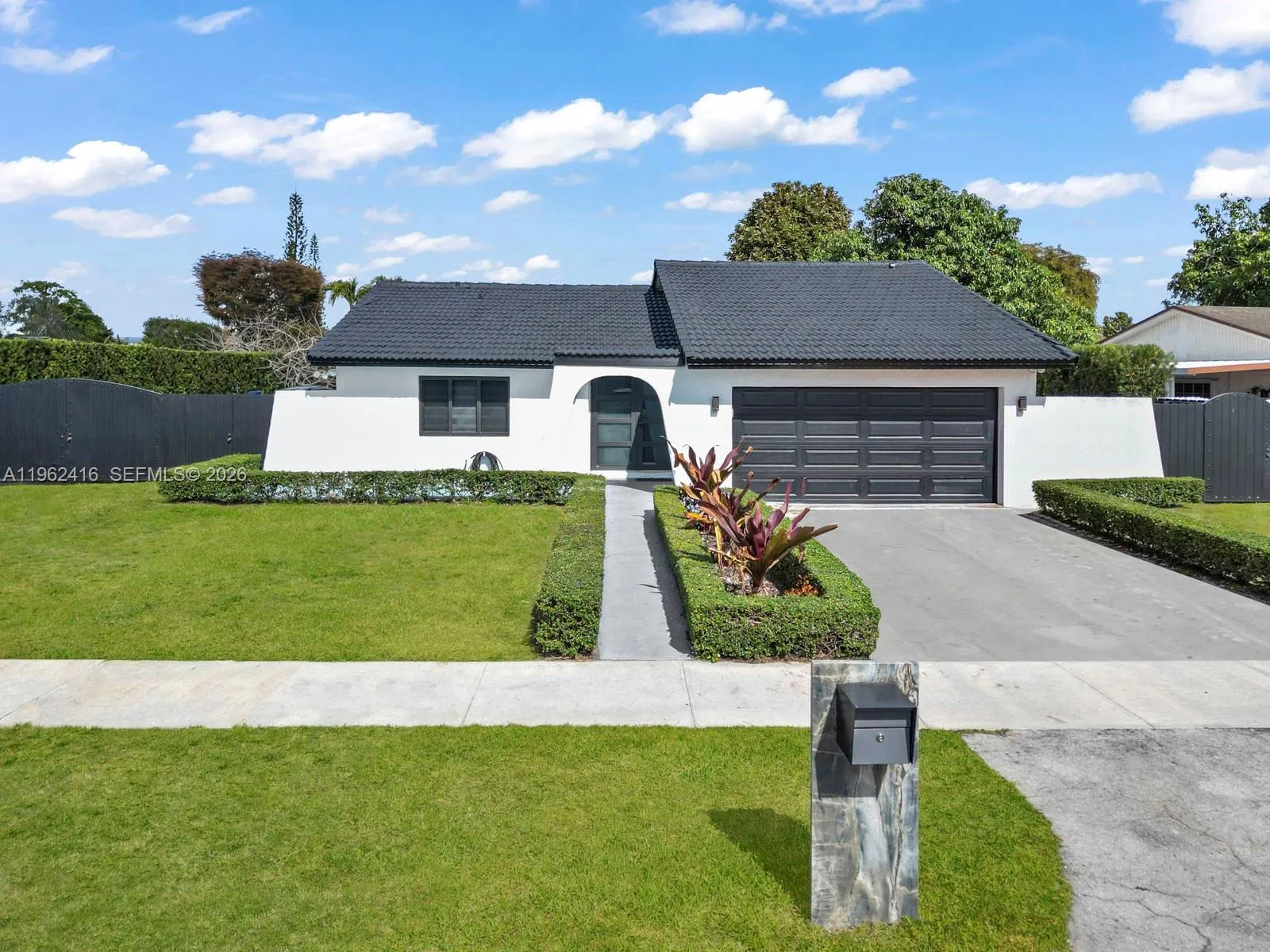 13421 Sw 52nd St, Miami, Florida 33175, Miami, Florida 33175, 3 Bedrooms Bedrooms, ,2 BathroomsBathrooms,Residential,For Sale,13421 Sw 52nd St, Miami, Florida 33175,A11962416