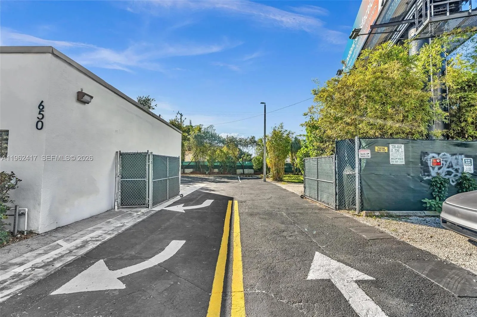 650 Ne 167th St, Miami, Florida 33162, Miami, Florida 33162, ,Commercial Lease,For Rent,650 Ne 167th St, Miami, Florida 33162,A11962417