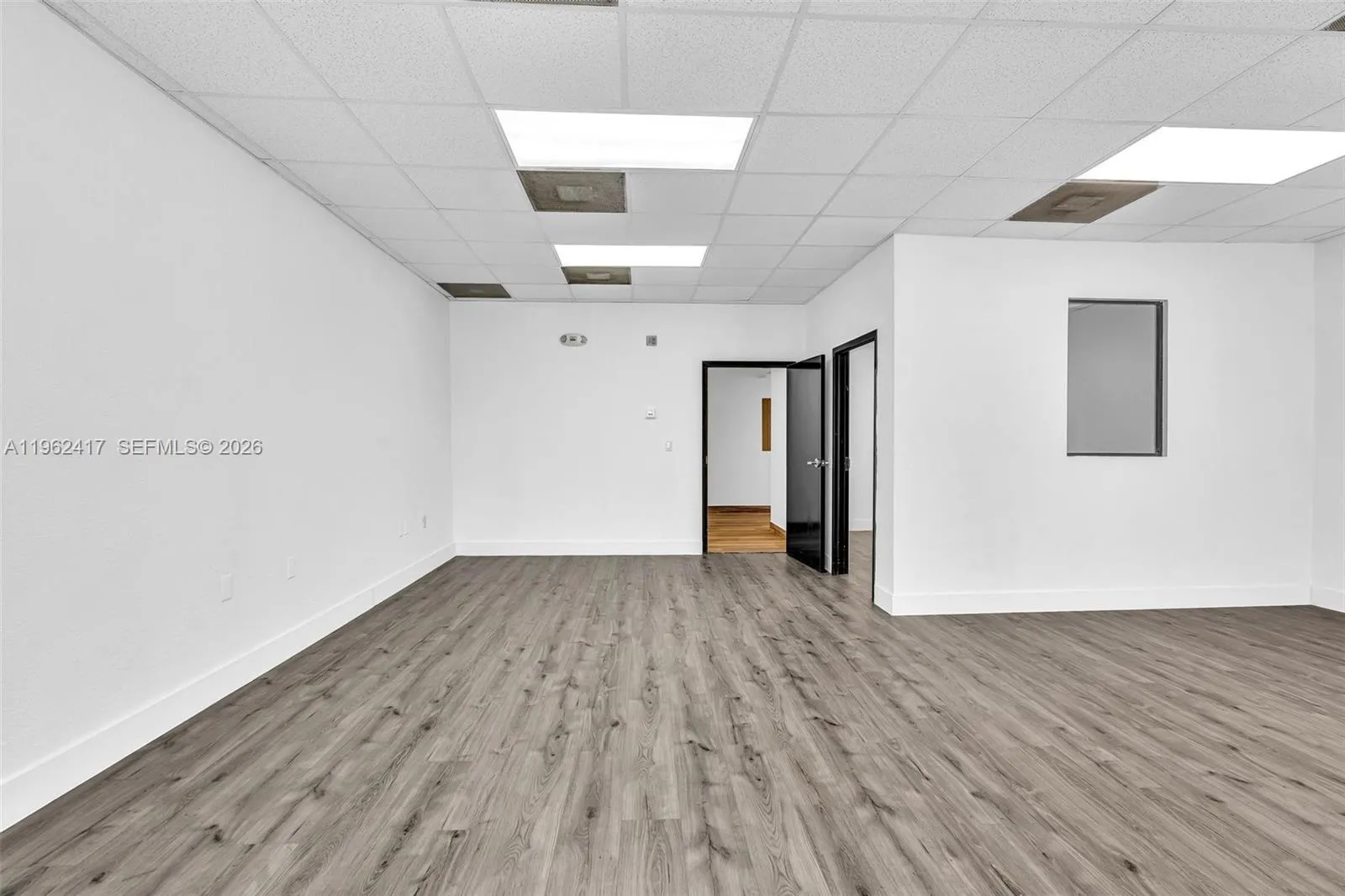 650 Ne 167th St, Miami, Florida 33162, Miami, Florida 33162, ,Commercial Lease,For Rent,650 Ne 167th St, Miami, Florida 33162,A11962417