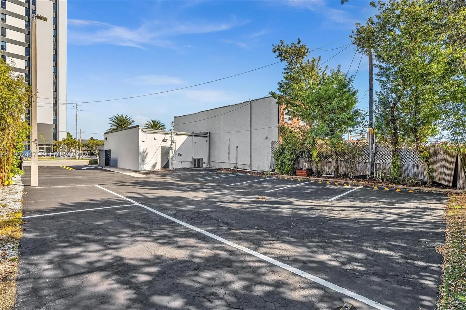 650 Ne 167th St, Miami, Florida 33162, Miami, Florida 33162, ,Commercial Lease,For Rent,650 Ne 167th St, Miami, Florida 33162,A11962417