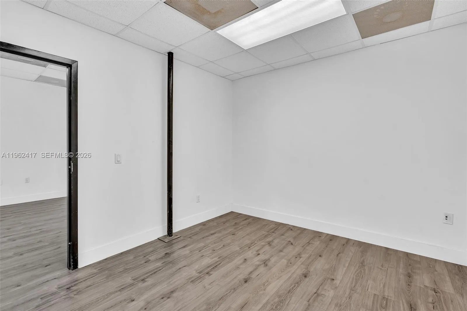 650 Ne 167th St, Miami, Florida 33162, Miami, Florida 33162, ,Commercial Lease,For Rent,650 Ne 167th St, Miami, Florida 33162,A11962417