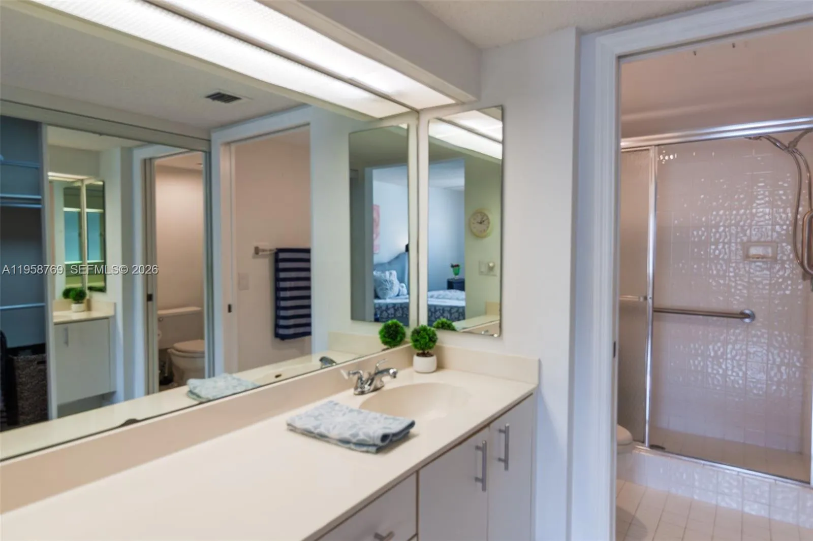 7788 Trent Dr 311, Tamarac, Florida 33321, Tamarac, Florida 33321, 2 Bedrooms Bedrooms, ,2 BathroomsBathrooms,Residential,For Sale,7788 Trent Dr 311, Tamarac, Florida 33321,A11958769