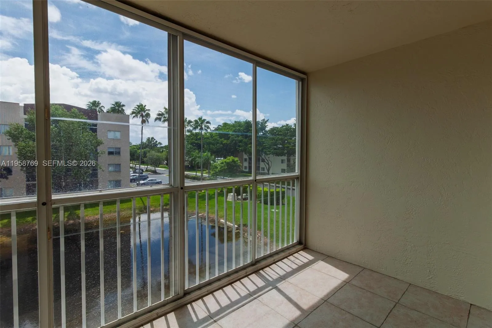 7788 Trent Dr 311, Tamarac, Florida 33321, Tamarac, Florida 33321, 2 Bedrooms Bedrooms, ,2 BathroomsBathrooms,Residential,For Sale,7788 Trent Dr 311, Tamarac, Florida 33321,A11958769