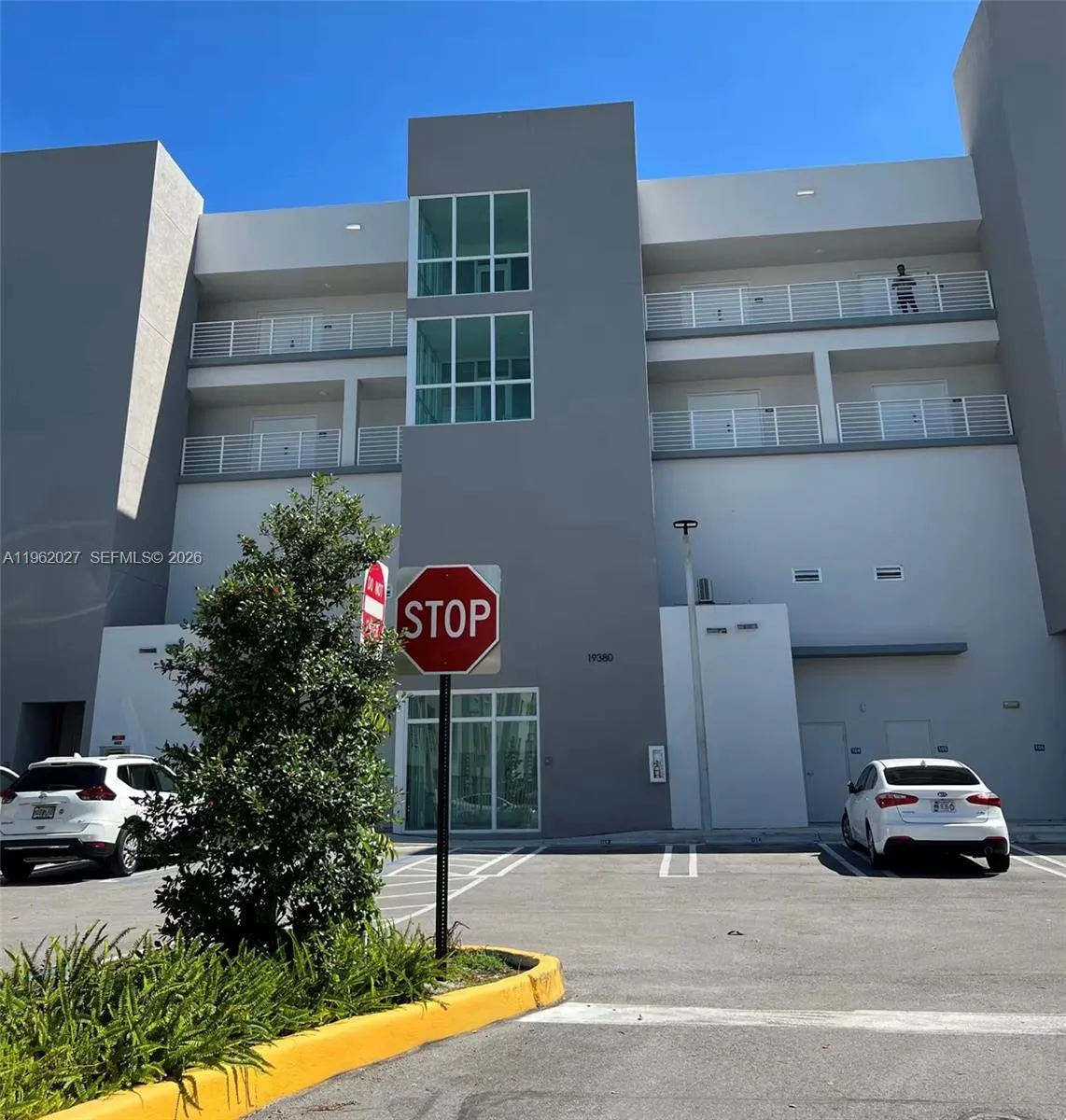 19380 Ne 26th Ave 205, Miami, Florida 33180, Miami, Florida 33180, 1 Bedroom Bedrooms, ,1 BathroomBathrooms,Residential,For Sale,19380 Ne 26th Ave 205, Miami, Florida 33180,A11962027