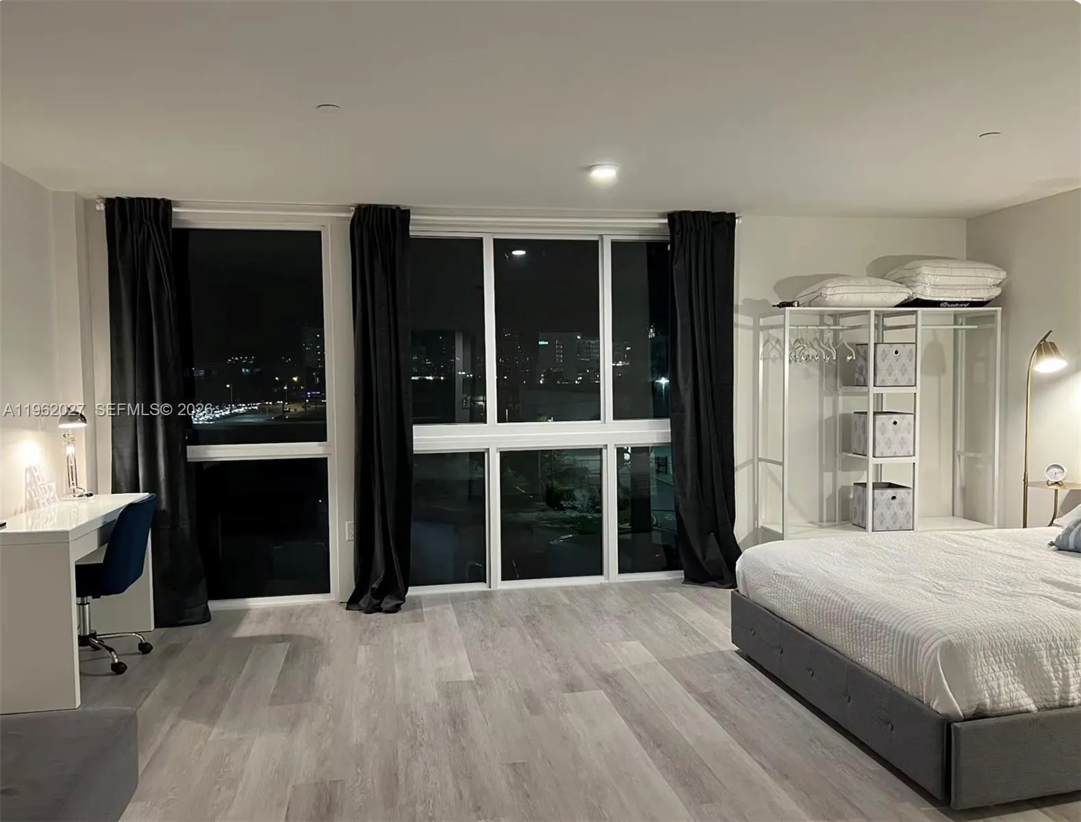 19380 Ne 26th Ave 205, Miami, Florida 33180, Miami, Florida 33180, 1 Bedroom Bedrooms, ,1 BathroomBathrooms,Residential,For Sale,19380 Ne 26th Ave 205, Miami, Florida 33180,A11962027