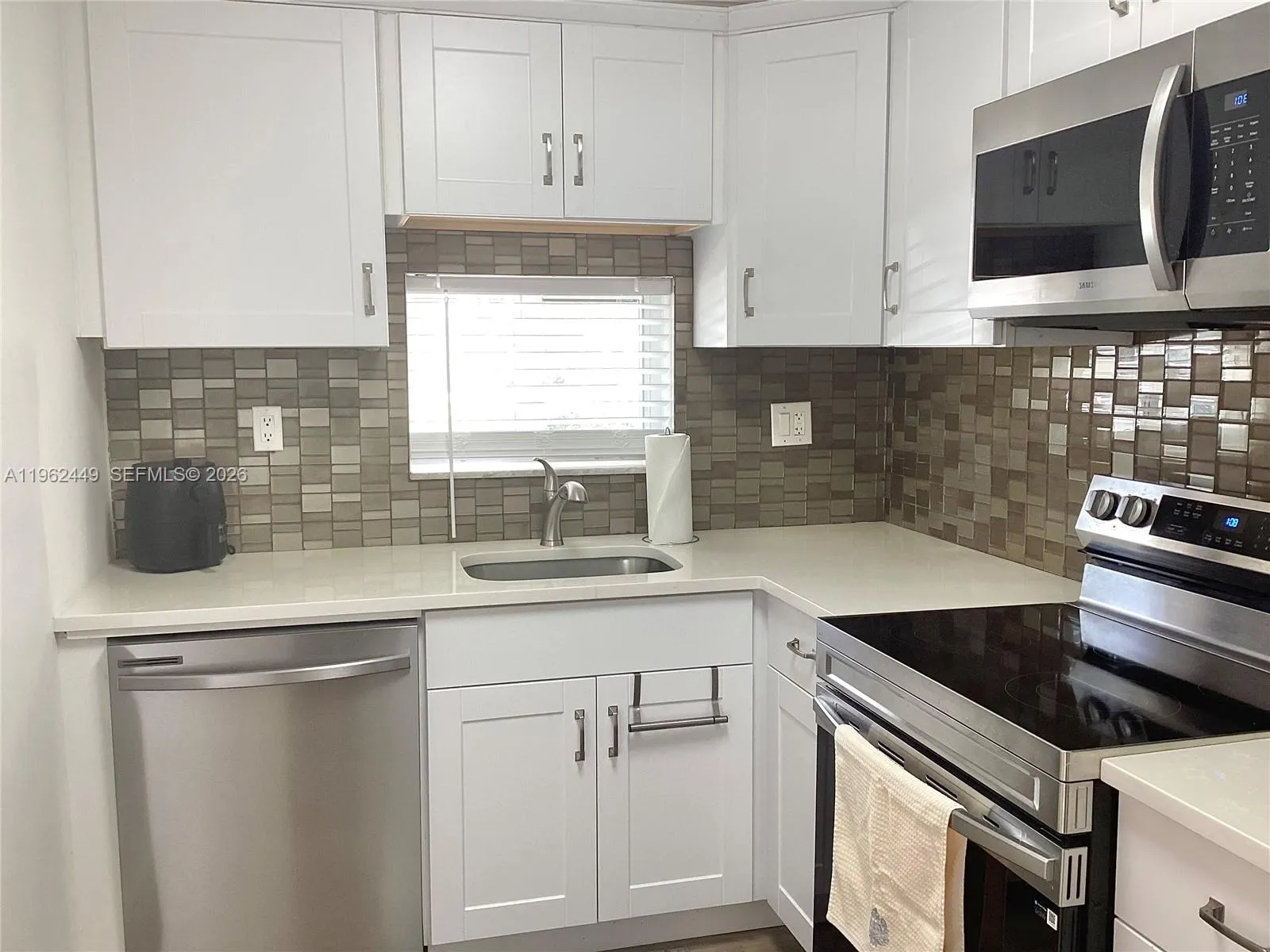 9423 S Hollybrook Lake Dr 106, Pembroke Pines, Flo, Pembroke Pines, Florida 33025, 1 Bedroom Bedrooms, ,1 BathroomBathrooms,Residential,For Sale,9423 S Hollybrook Lake Dr 106, Pembroke Pines, Flo,A11962449