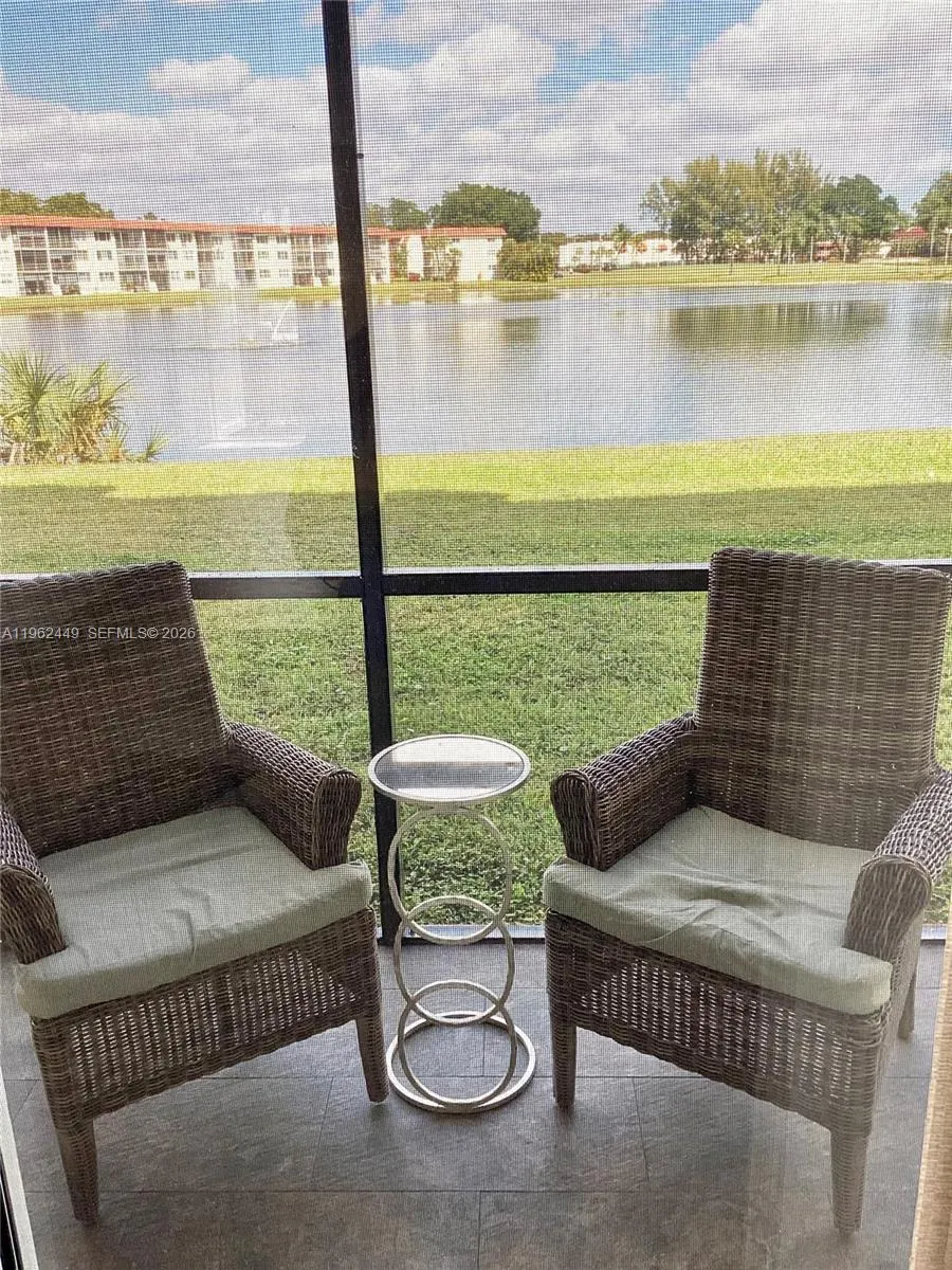 9423 S Hollybrook Lake Dr 106, Pembroke Pines, Flo, Pembroke Pines, Florida 33025, 1 Bedroom Bedrooms, ,1 BathroomBathrooms,Residential,For Sale,9423 S Hollybrook Lake Dr 106, Pembroke Pines, Flo,A11962449