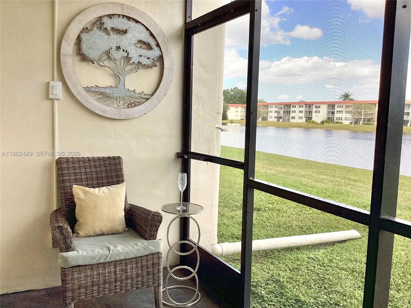 9423 S Hollybrook Lake Dr 106, Pembroke Pines, Flo, Pembroke Pines, Florida 33025, 1 Bedroom Bedrooms, ,1 BathroomBathrooms,Residential,For Sale,9423 S Hollybrook Lake Dr 106, Pembroke Pines, Flo,A11962449