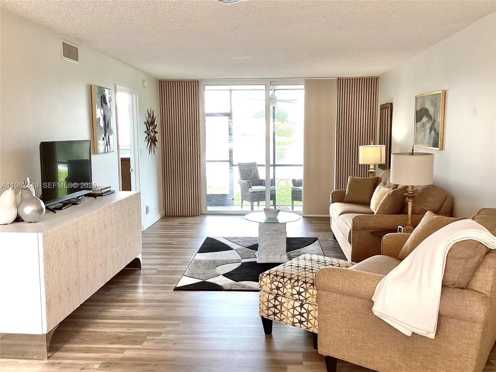 9423 S Hollybrook Lake Dr 106, Pembroke Pines, Flo, Pembroke Pines, Florida 33025, 1 Bedroom Bedrooms, ,1 BathroomBathrooms,Residential,For Sale,9423 S Hollybrook Lake Dr 106, Pembroke Pines, Flo,A11962449